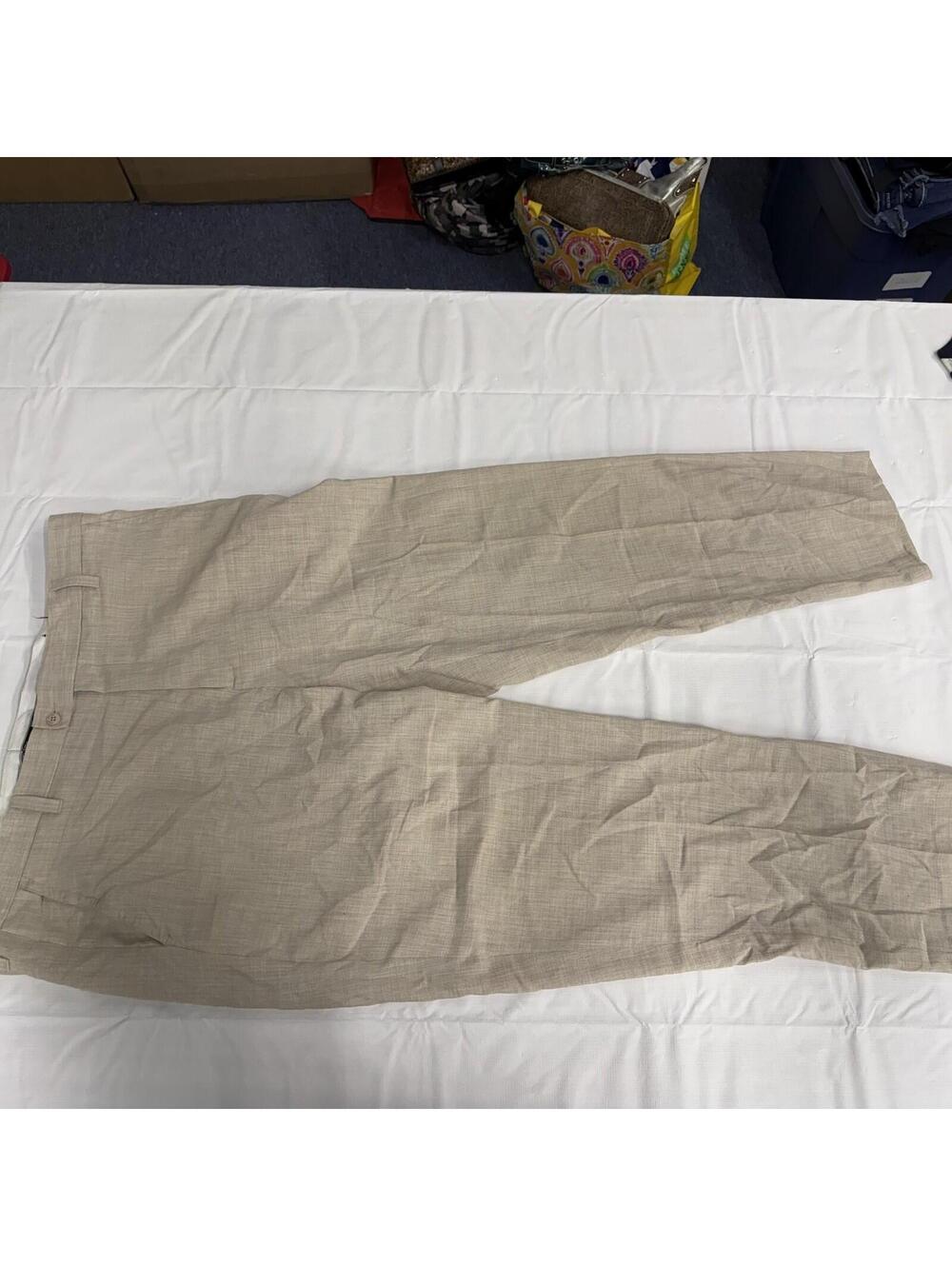 Stacy Adams Pants Mens 44x32 Tan 100% Rayon Dress Slacks Flat Front Lightweight